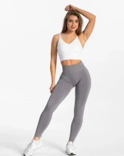 New Damen Essential V-Top | | Damen Sport Bhs