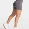 Store Femme Sculpt Scrunch Short "" Damen Shorts