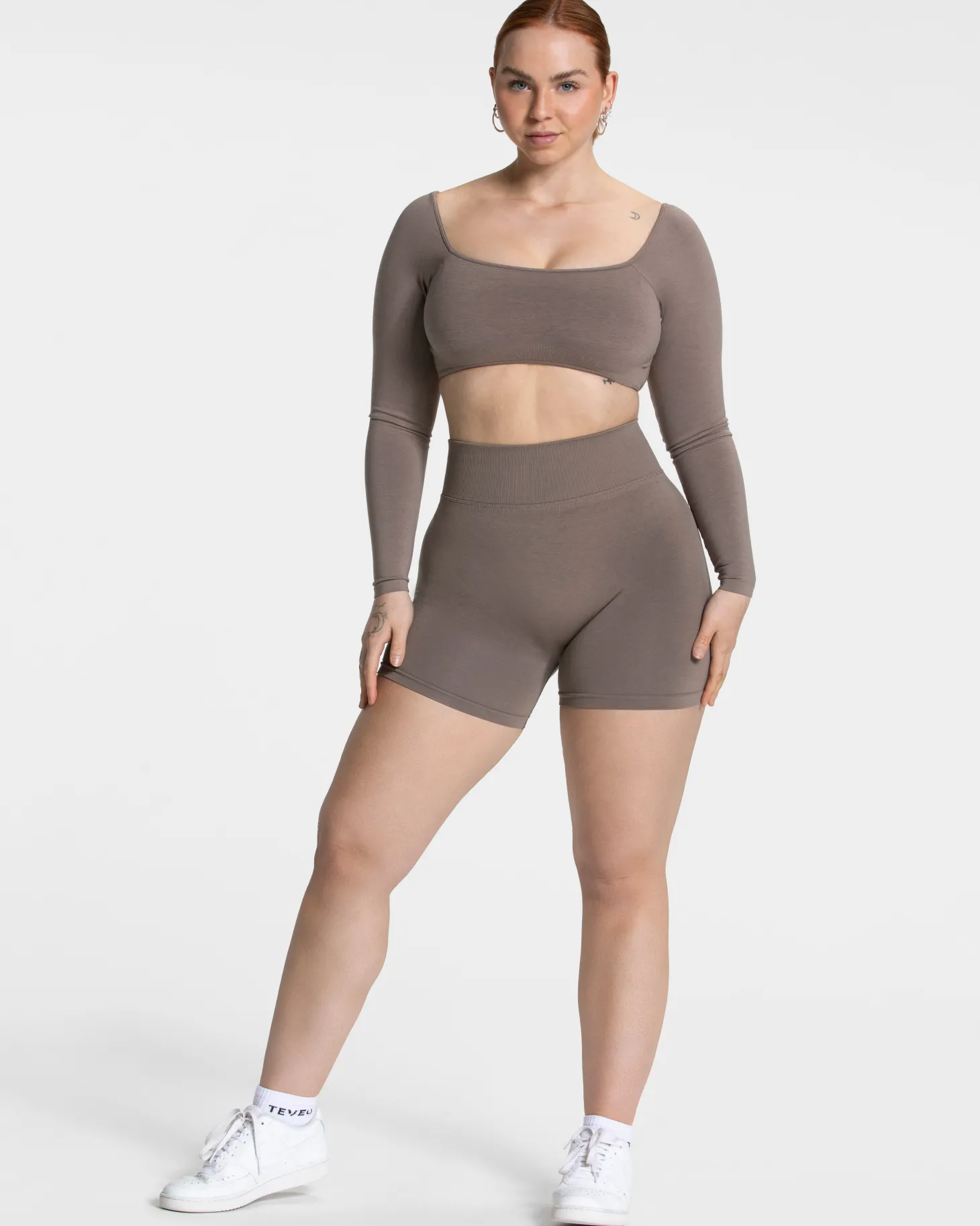 Flash Sale Femme Sculpt Scrunch Short "" Damen Shorts