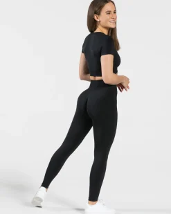 New Focus Crop Top 